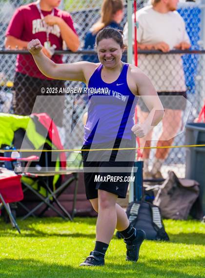 Thumbnail 2 in CHSAA 4A State Championships (Discus Final) photogallery.