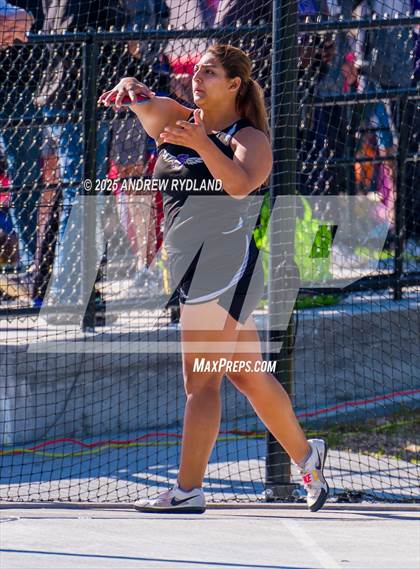Thumbnail 3 in CHSAA 4A State Championships (Discus Final) photogallery.