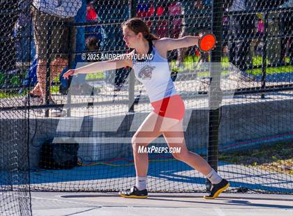 Thumbnail 2 in CHSAA 4A State Championships (Discus Final) photogallery.