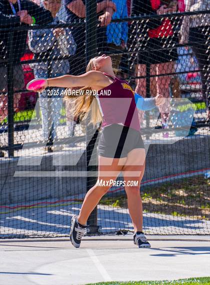 Thumbnail 1 in CHSAA 4A State Championships (Discus Final) photogallery.