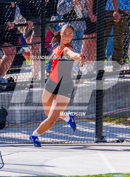 Thumbnail 1 in CHSAA 4A State Championships (Discus Final) photogallery.