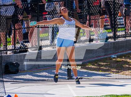 Thumbnail 2 in CHSAA 4A State Championships (Discus Final) photogallery.