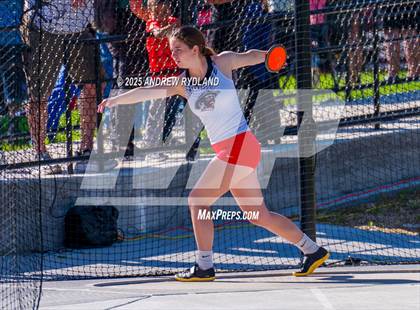 Thumbnail 2 in CHSAA 4A State Championships (Discus Final) photogallery.