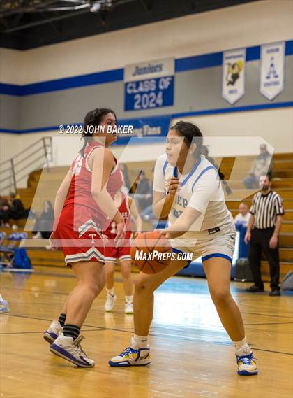 Thumbnail 3 in Truckee vs. Reed (Varsity Elite) photogallery.