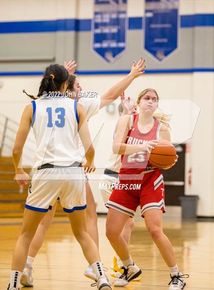 Thumbnail 2 in Truckee vs. Reed (Varsity Elite) photogallery.