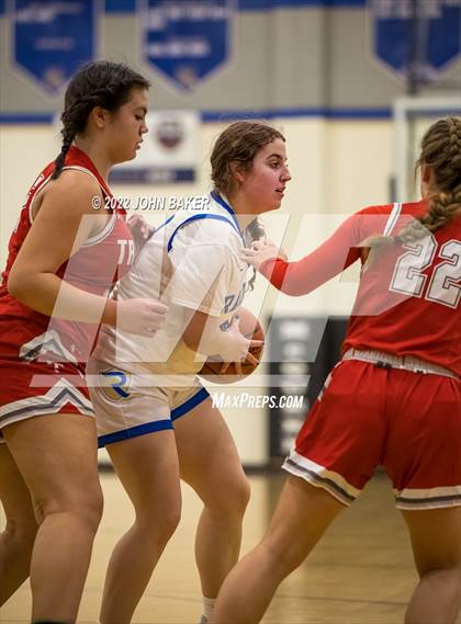 Thumbnail 1 in Truckee vs. Reed (Varsity Elite) photogallery.