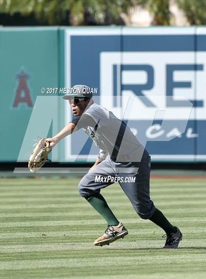 Thumbnail 2 in Estancia vs Costa Mesa photogallery.