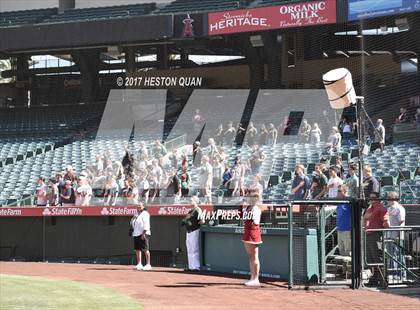 Thumbnail 2 in Estancia vs Costa Mesa photogallery.