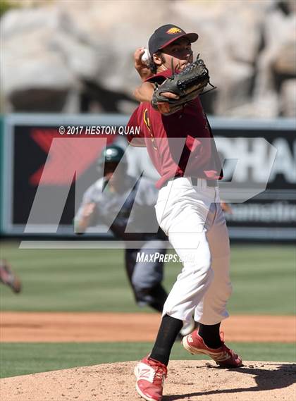 Thumbnail 3 in Estancia vs Costa Mesa photogallery.