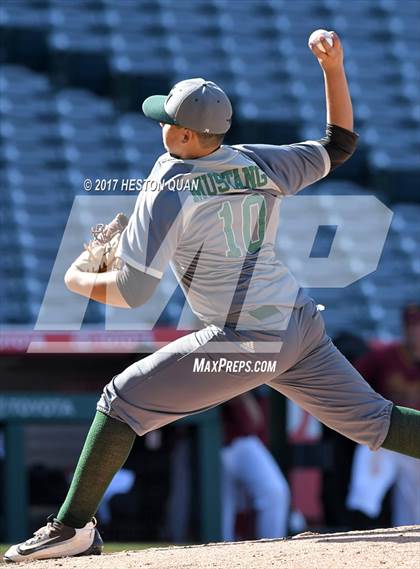 Thumbnail 2 in Estancia vs Costa Mesa photogallery.