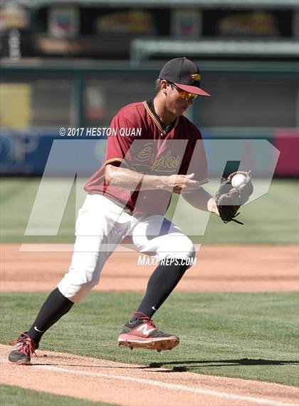 Thumbnail 1 in Estancia vs Costa Mesa photogallery.