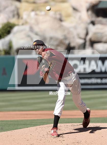 Thumbnail 3 in Estancia vs Costa Mesa photogallery.