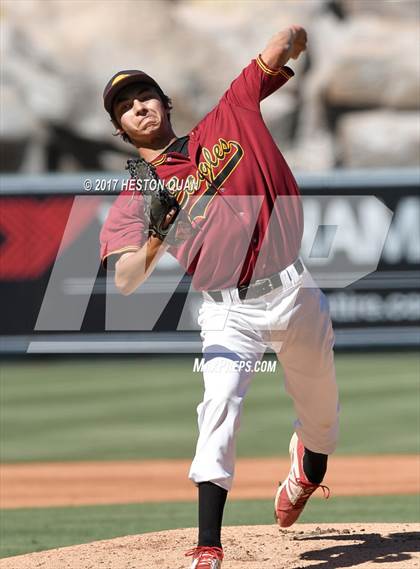 Thumbnail 2 in Estancia vs Costa Mesa photogallery.
