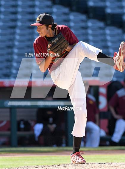 Thumbnail 3 in Estancia vs Costa Mesa photogallery.