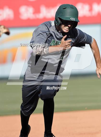 Thumbnail 2 in Estancia vs Costa Mesa photogallery.