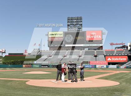 Thumbnail 2 in Estancia vs Costa Mesa photogallery.