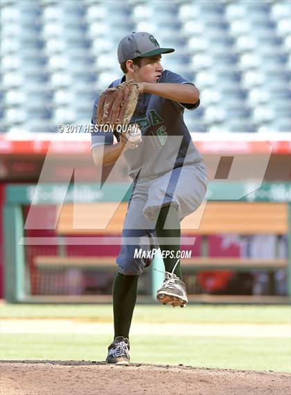 Thumbnail 3 in Estancia vs Costa Mesa photogallery.
