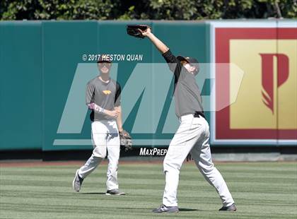 Thumbnail 3 in Estancia vs Costa Mesa photogallery.