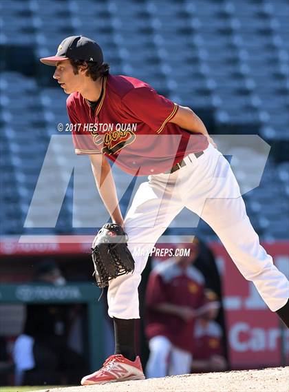 Thumbnail 2 in Estancia vs Costa Mesa photogallery.