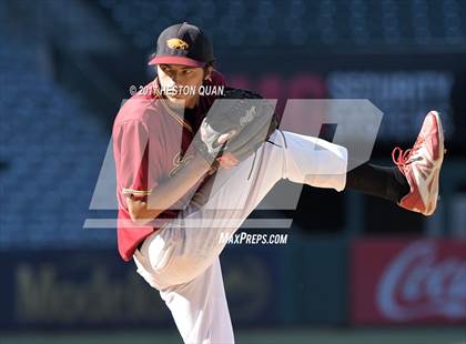 Thumbnail 3 in Estancia vs Costa Mesa photogallery.