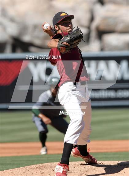 Thumbnail 3 in Estancia vs Costa Mesa photogallery.