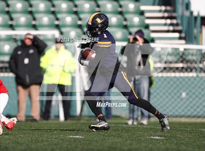 Thumbnail 1 in Hilton vs. University Prep (NYSPHSAA  5AA Quarterfinal) photogallery.
