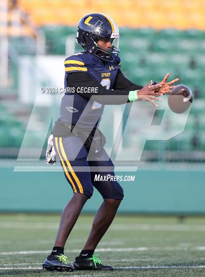 Thumbnail 3 in Hilton vs. University Prep (NYSPHSAA  5AA Quarterfinal) photogallery.