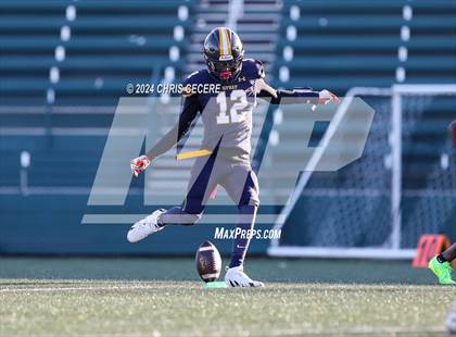 Thumbnail 2 in Hilton vs. University Prep (NYSPHSAA  5AA Quarterfinal) photogallery.