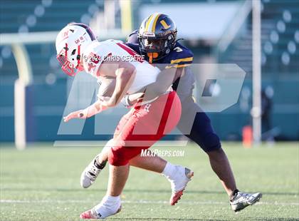 Thumbnail 2 in Hilton vs. University Prep (NYSPHSAA  5AA Quarterfinal) photogallery.