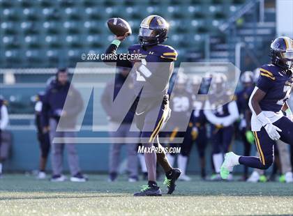 Thumbnail 2 in Hilton vs. University Prep (NYSPHSAA  5AA Quarterfinal) photogallery.