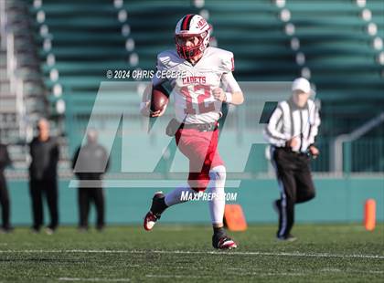 Thumbnail 1 in Hilton vs. University Prep (NYSPHSAA  5AA Quarterfinal) photogallery.