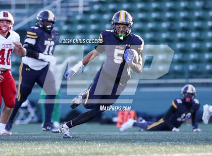 Thumbnail 3 in Hilton vs. University Prep (NYSPHSAA  5AA Quarterfinal) photogallery.