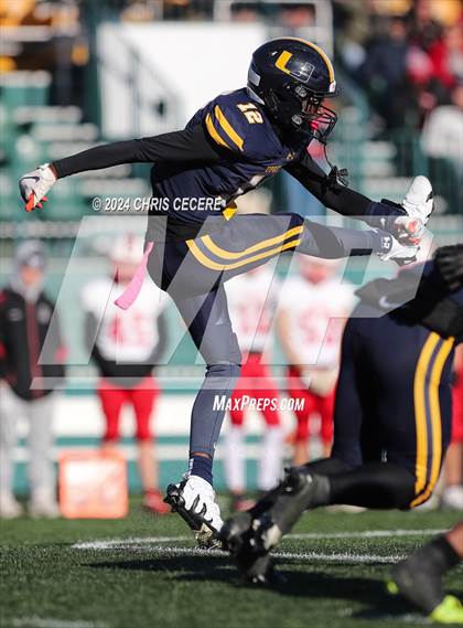 Thumbnail 3 in Hilton vs. University Prep (NYSPHSAA  5AA Quarterfinal) photogallery.