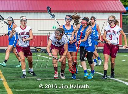 Thumbnail 1 in Middleton vs. Mukwonago (Sectional 4 Semifinal) photogallery.