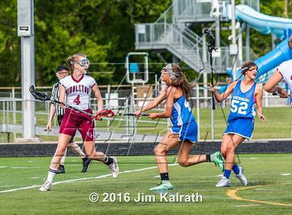 Thumbnail 3 in Middleton vs. Mukwonago (Sectional 4 Semifinal) photogallery.