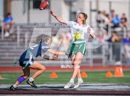 Thumbnail 2 in Lynbrook vs Bellmore-Merrick (Section VIII Nassau County Final) photogallery.
