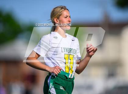Thumbnail 3 in Lynbrook vs Bellmore-Merrick (Section VIII Nassau County Final) photogallery.