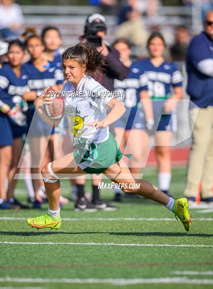 Thumbnail 2 in Lynbrook vs Bellmore-Merrick (Section VIII Nassau County Final) photogallery.