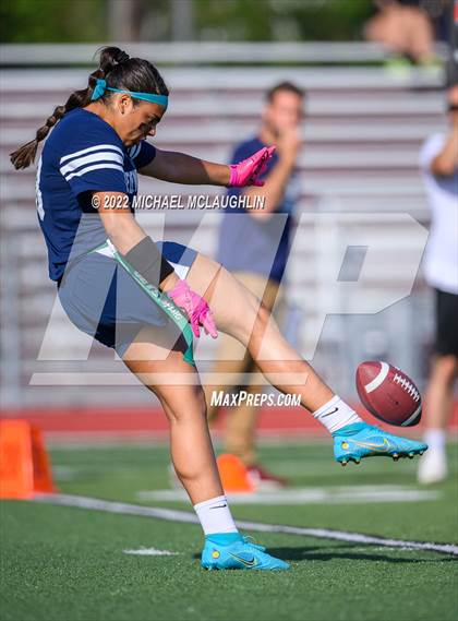 Thumbnail 2 in Lynbrook vs Bellmore-Merrick (Section VIII Nassau County Final) photogallery.