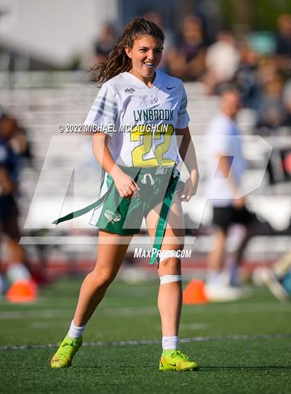 Thumbnail 2 in Lynbrook vs Bellmore-Merrick (Section VIII Nassau County Final) photogallery.
