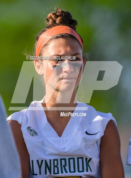 Thumbnail 1 in Lynbrook vs Bellmore-Merrick (Section VIII Nassau County Final) photogallery.