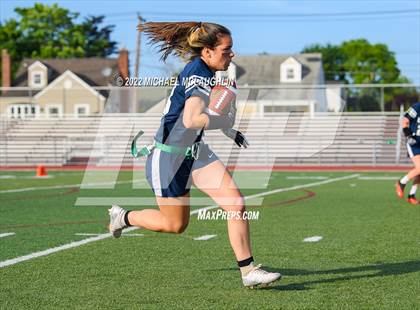 Thumbnail 1 in Lynbrook vs Bellmore-Merrick (Section VIII Nassau County Final) photogallery.
