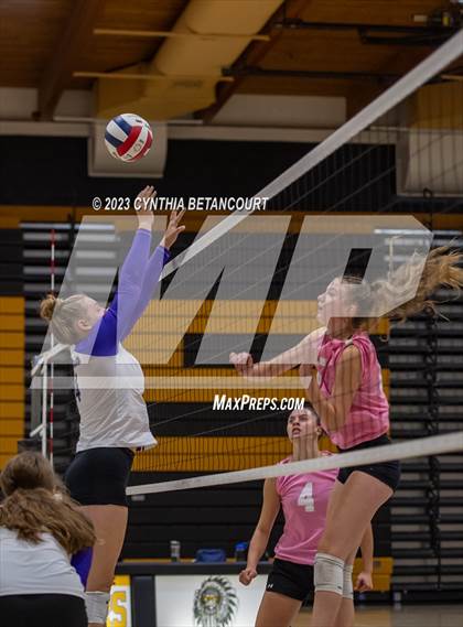 Thumbnail 2 in Douglas County vs Lakewood photogallery.