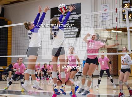 Thumbnail 2 in Douglas County vs Lakewood photogallery.