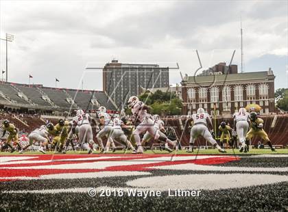 Thumbnail 3 in Warren Central @ Colerain (Crosstown Showdown) photogallery.
