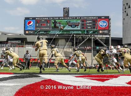 Thumbnail 1 in Warren Central @ Colerain (Crosstown Showdown) photogallery.