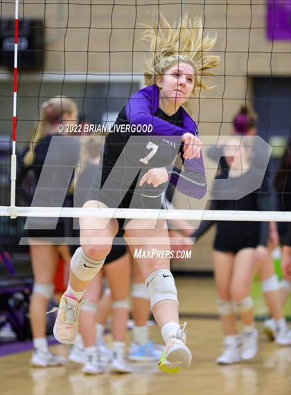 Thumbnail 3 in Discovery Canyon vs D'Evelyn (CHSAA 4A Region 8 Playoff) photogallery.