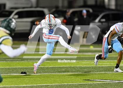 Thumbnail 1 in University School of Jackson @ Friendship Christian (TSSAA Div-II-A Semifinal) photogallery.