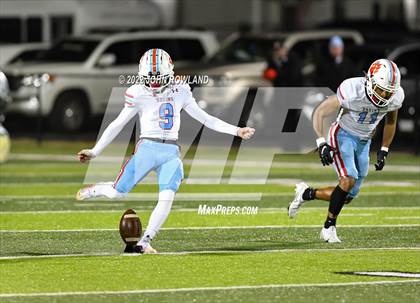 Thumbnail 2 in University School of Jackson @ Friendship Christian (TSSAA Div-II-A Semifinal) photogallery.