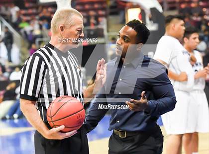 Thumbnail 3 in NFL Yet Academy vs. The Gregory School (AIA 1A Final) photogallery.